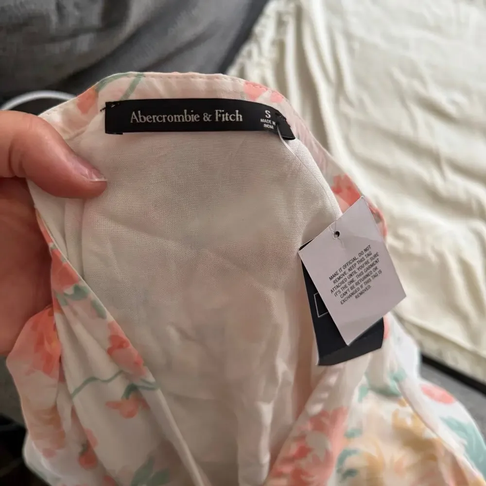 Abercrombie & Fitch dress brand